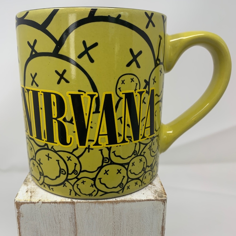 Nirvana Smiley Faces Mug 14oz